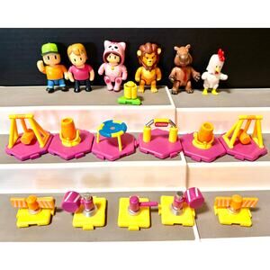 6 Stumble Guys Knockout Game Collectible Figures & 12 accessories Mystery set 1